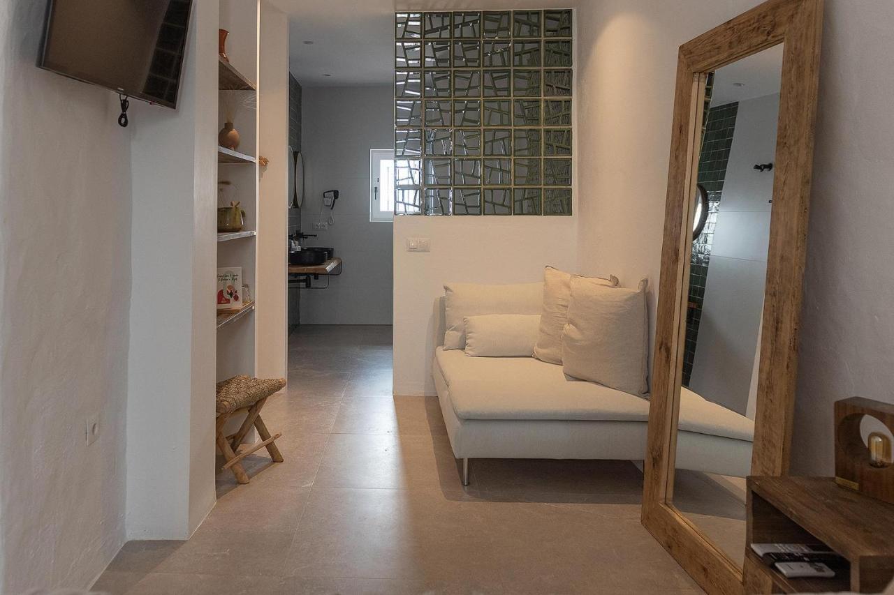 Отель Hospederia Boutique By La Juderia De Vejer- Adults Only Вьер де ла Фронтера Экстерьер фото